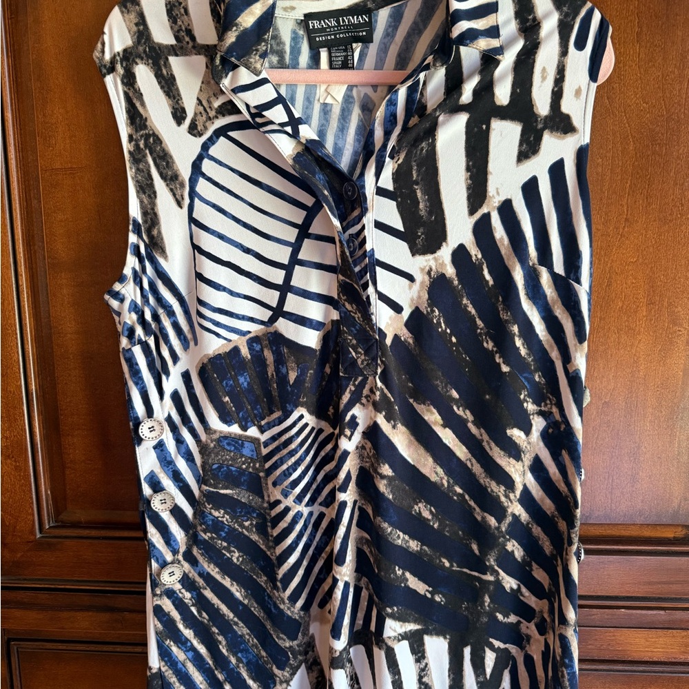 Frank Lyman Design Abstract Sleeveless Shirt - Black and Blue